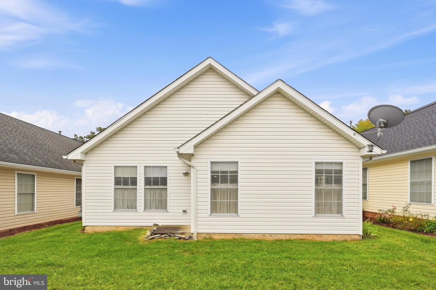 1847 Melvor Ln Property Photo 38