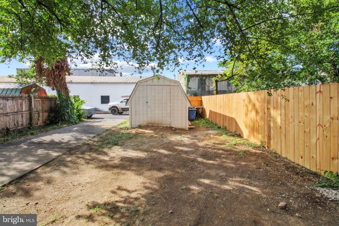 621 Watson Ave Property Photo 4
