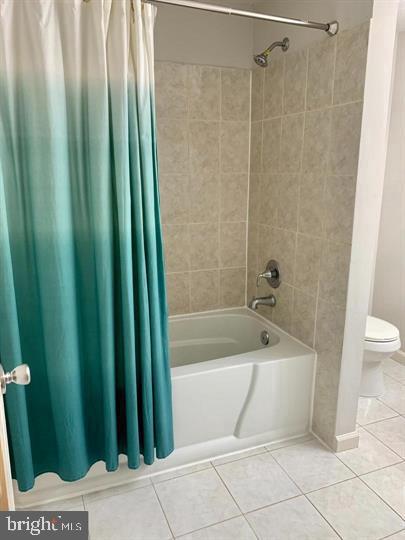 219 Baker St Property Photo 5