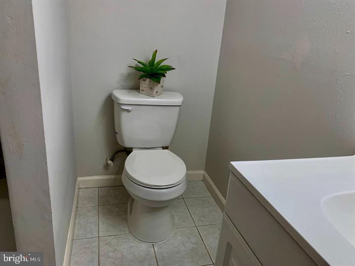 219 Baker St Property Photo 7