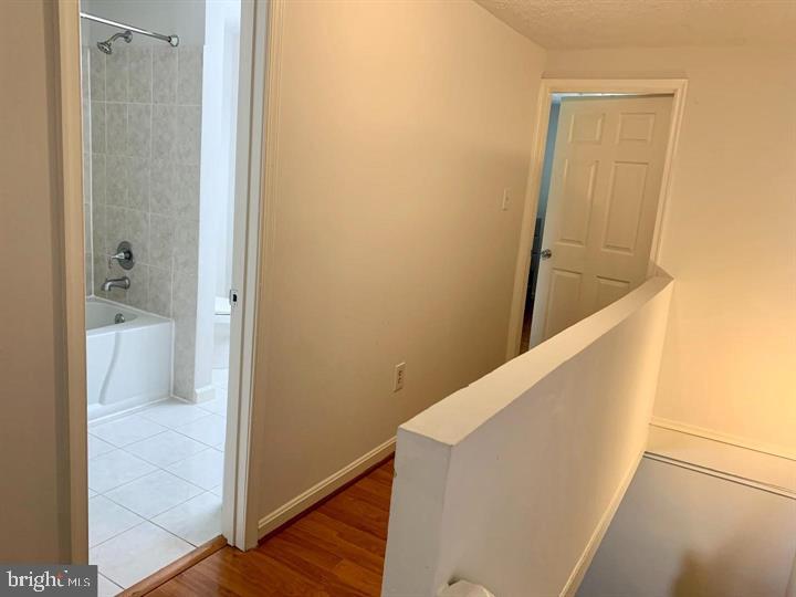 219 Baker St Property Photo 11