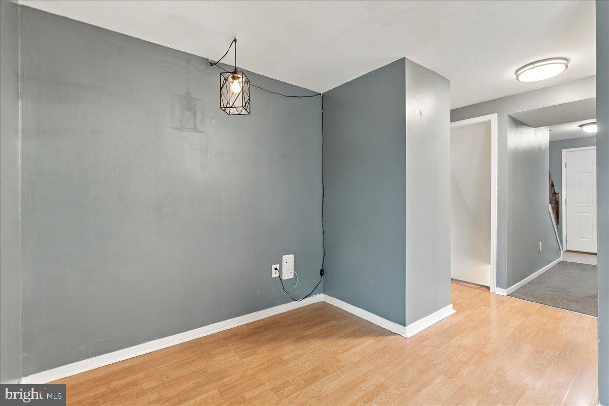 5 E Hart St Property Photo 5