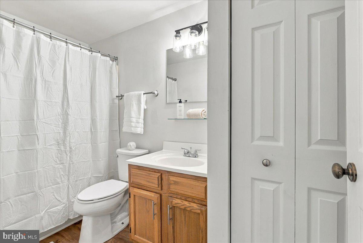 5 E Hart St Property Photo 15