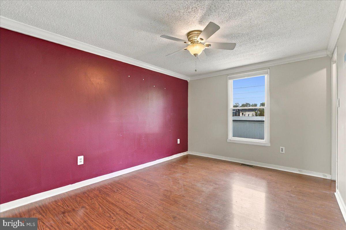 1 E Hart St Property Photo 14