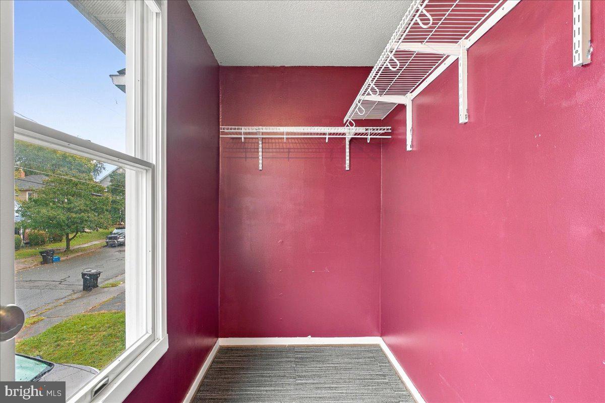 1 E Hart St Property Photo 16
