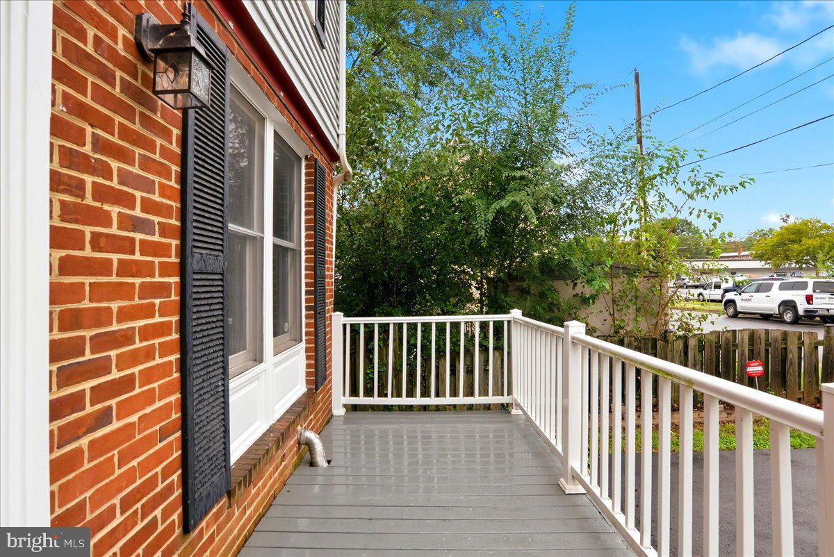 1 E Hart St Property Photo 23