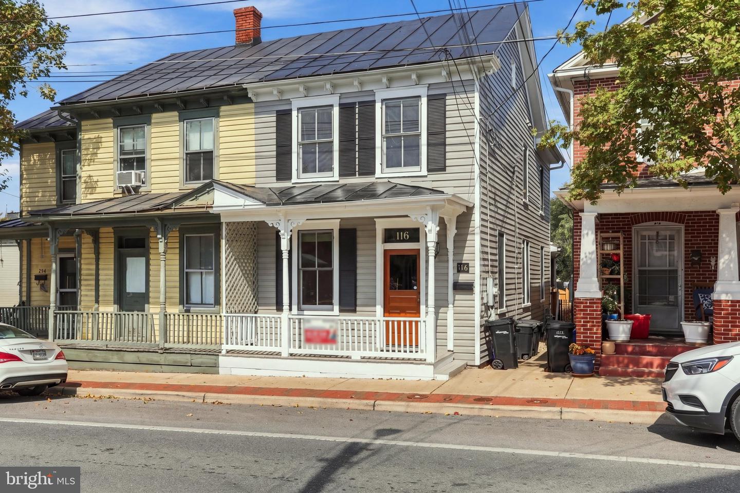 116 E Cork St Property Photo 2