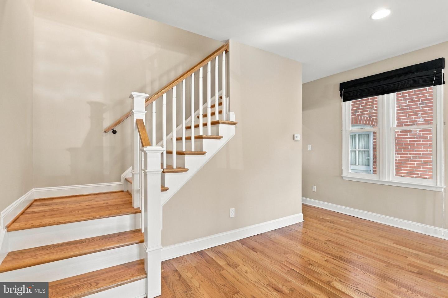 116 E Cork St Property Photo 17