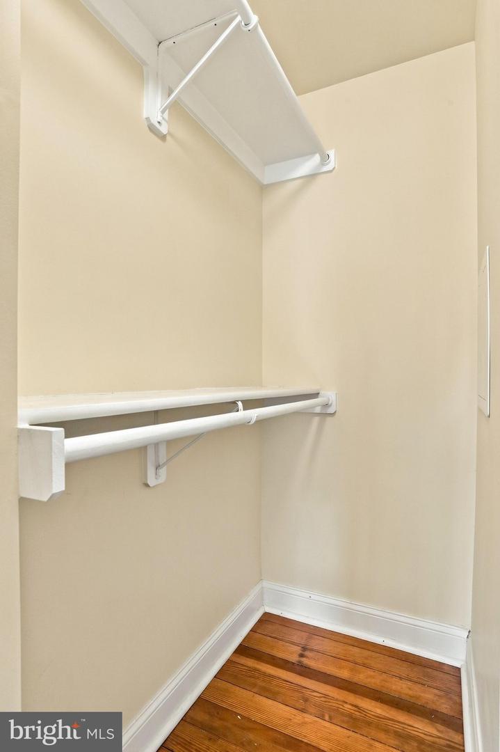 116 E Cork St Property Photo 22