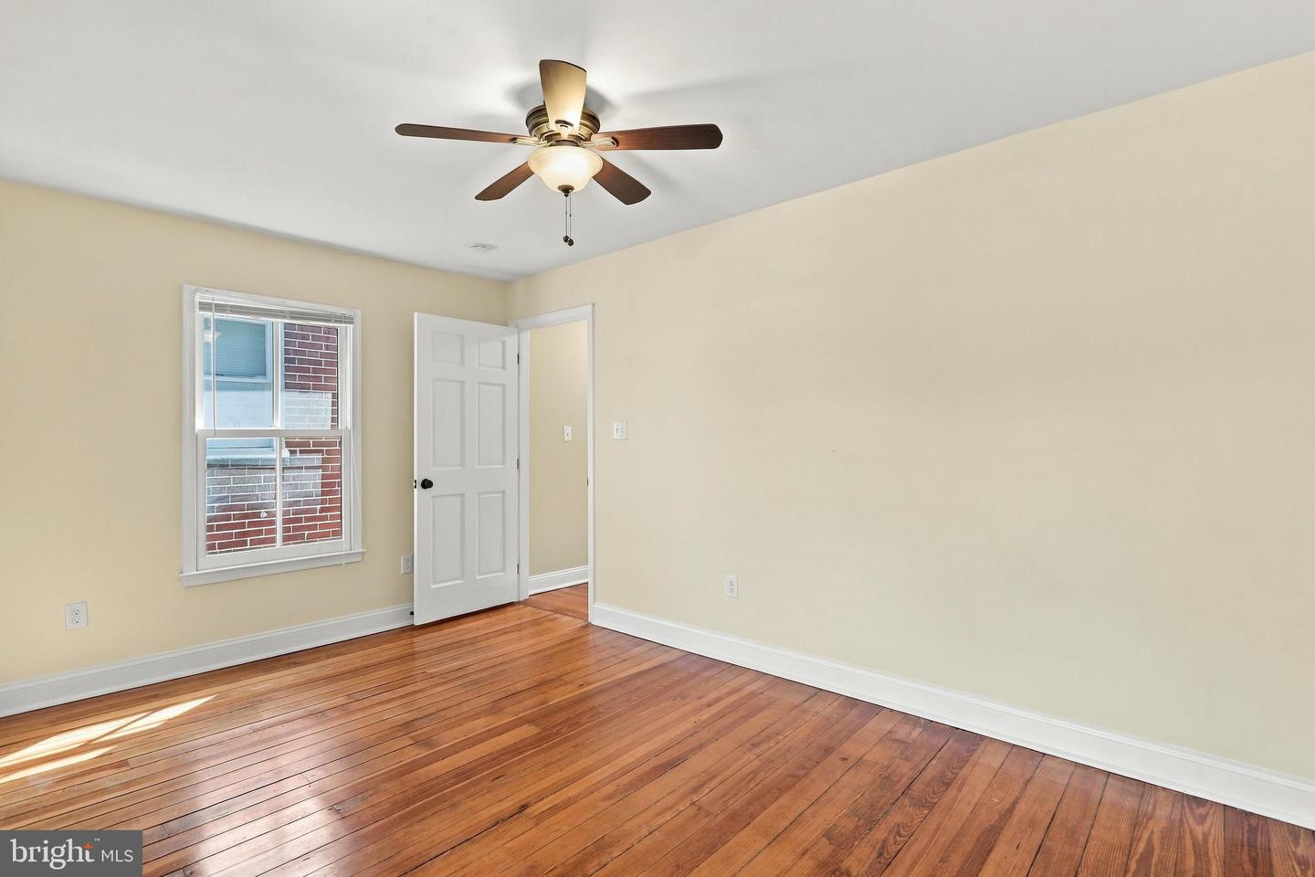 116 E Cork St Property Photo 28
