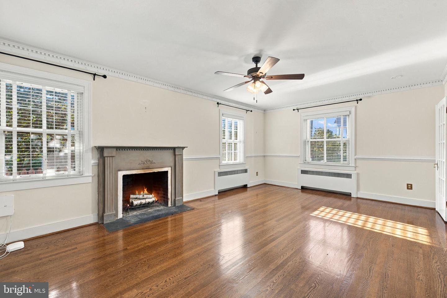 220 Amherst St Property Photo 15