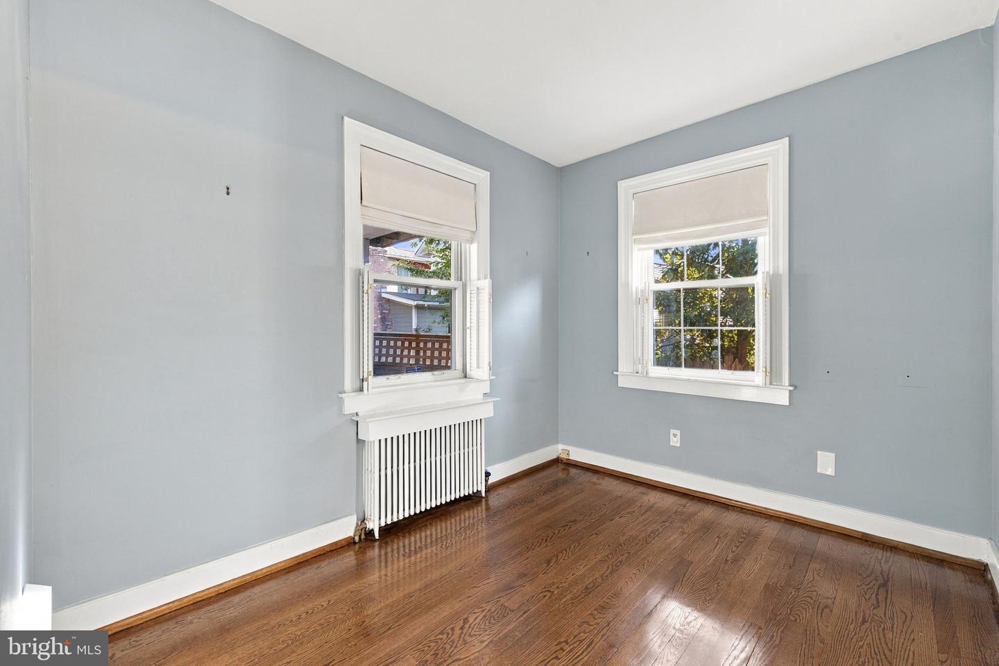 220 Amherst St Property Photo 18