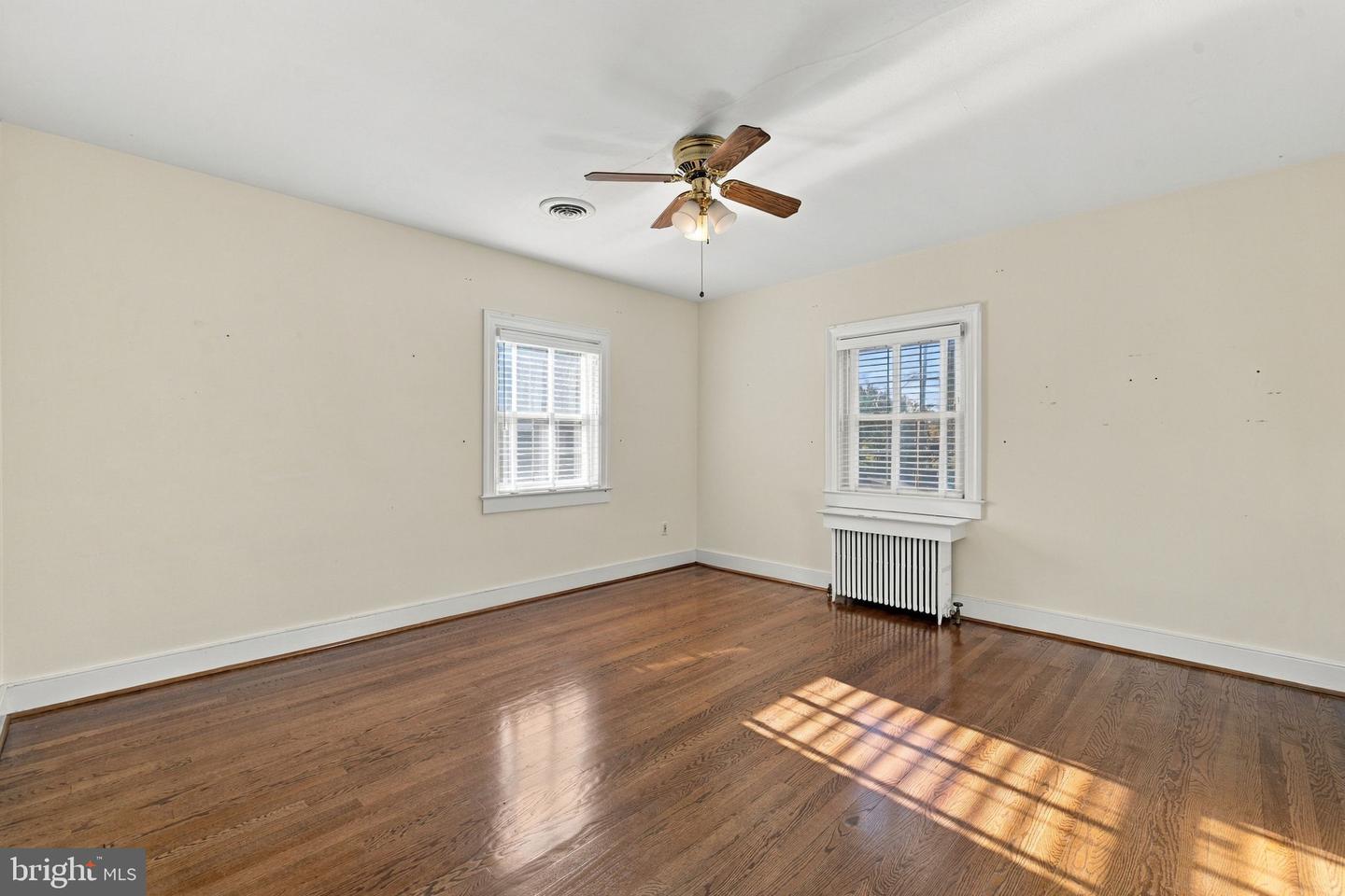 220 Amherst St Property Photo 42