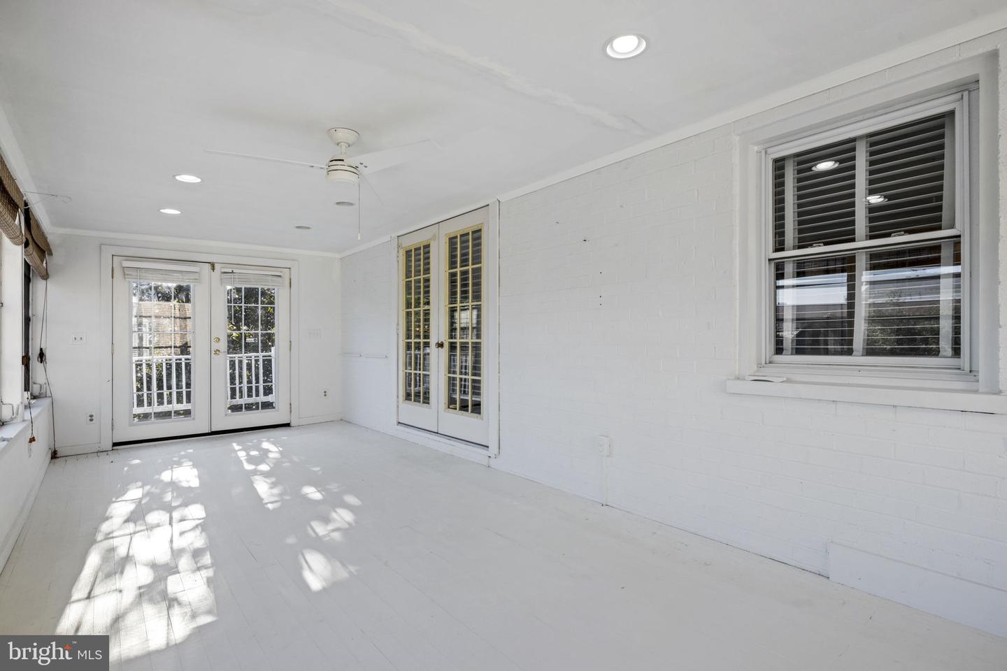 220 Amherst St Property Photo 53