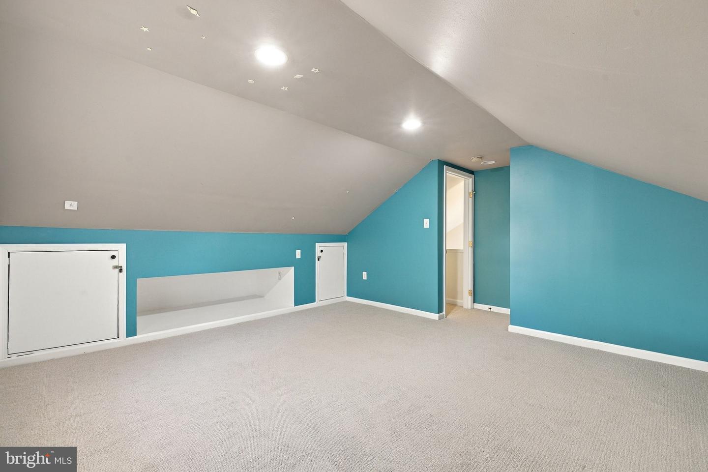 220 Amherst St Property Photo 60