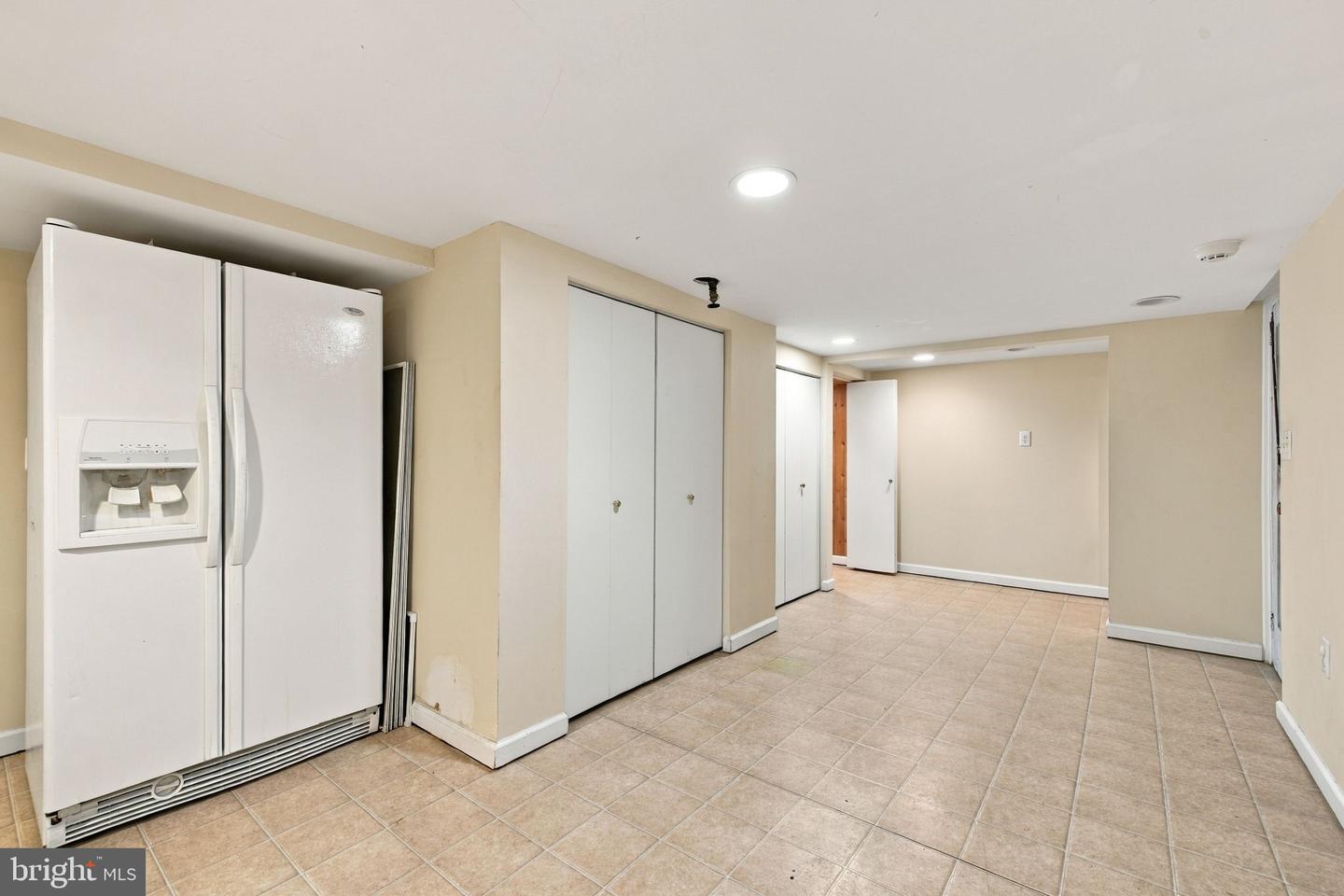 220 Amherst St Property Photo 73