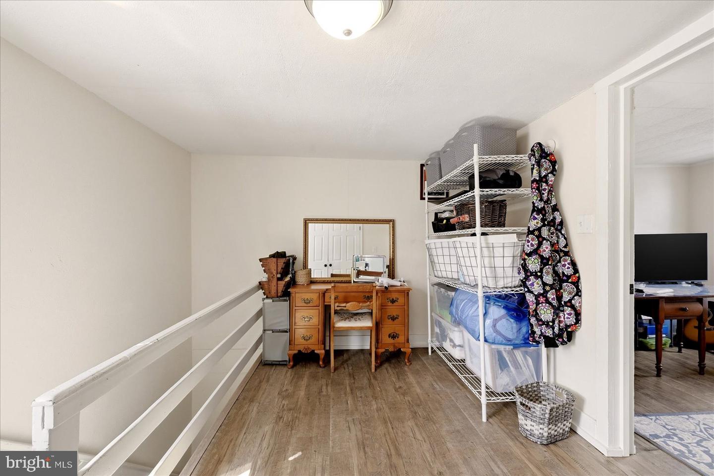 9 & 11 E Pall Mall St Property Photo 16