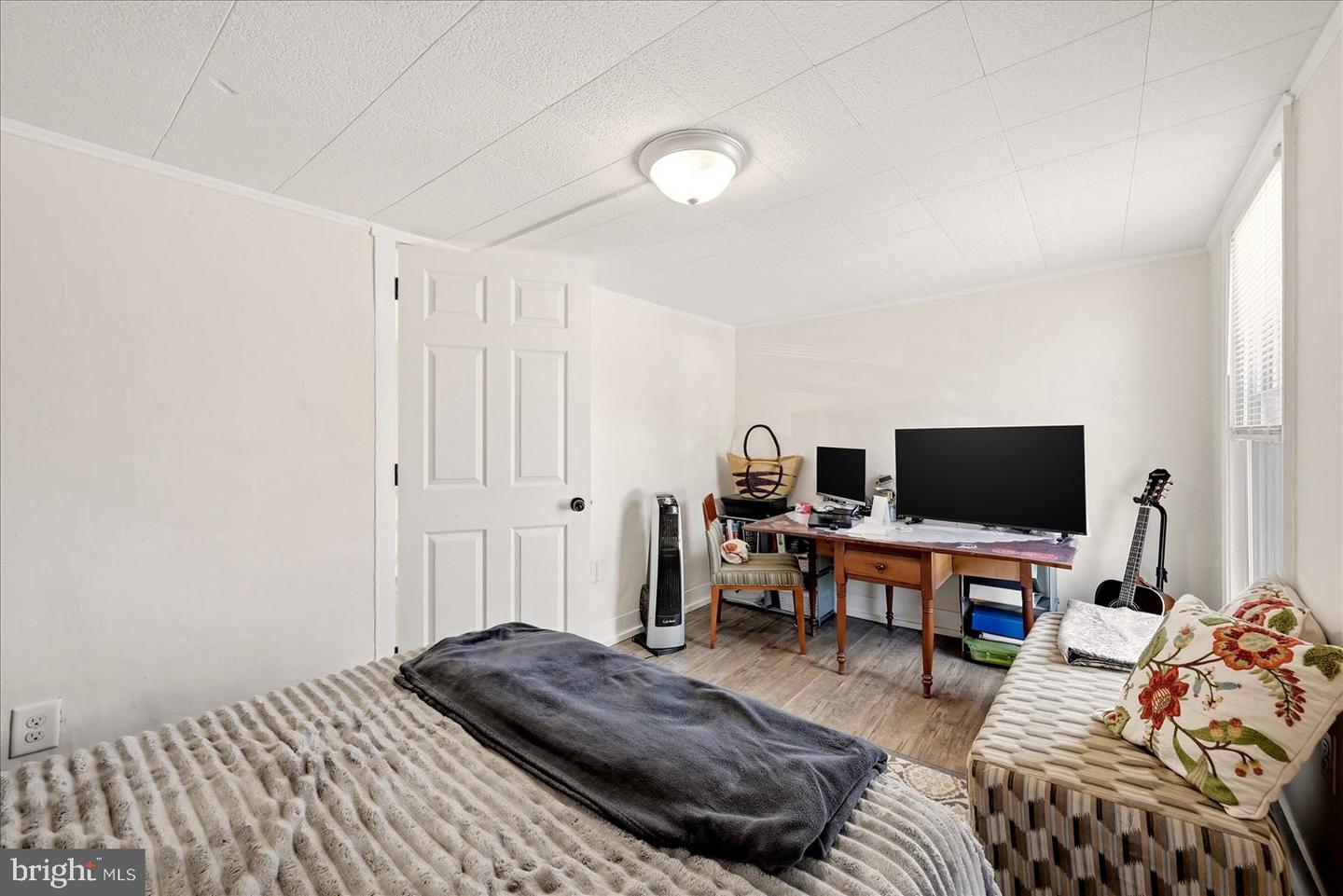 9 & 11 E Pall Mall St Property Photo 19
