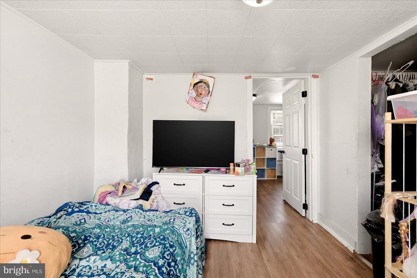 9 & 11 E Pall Mall St Property Photo 31