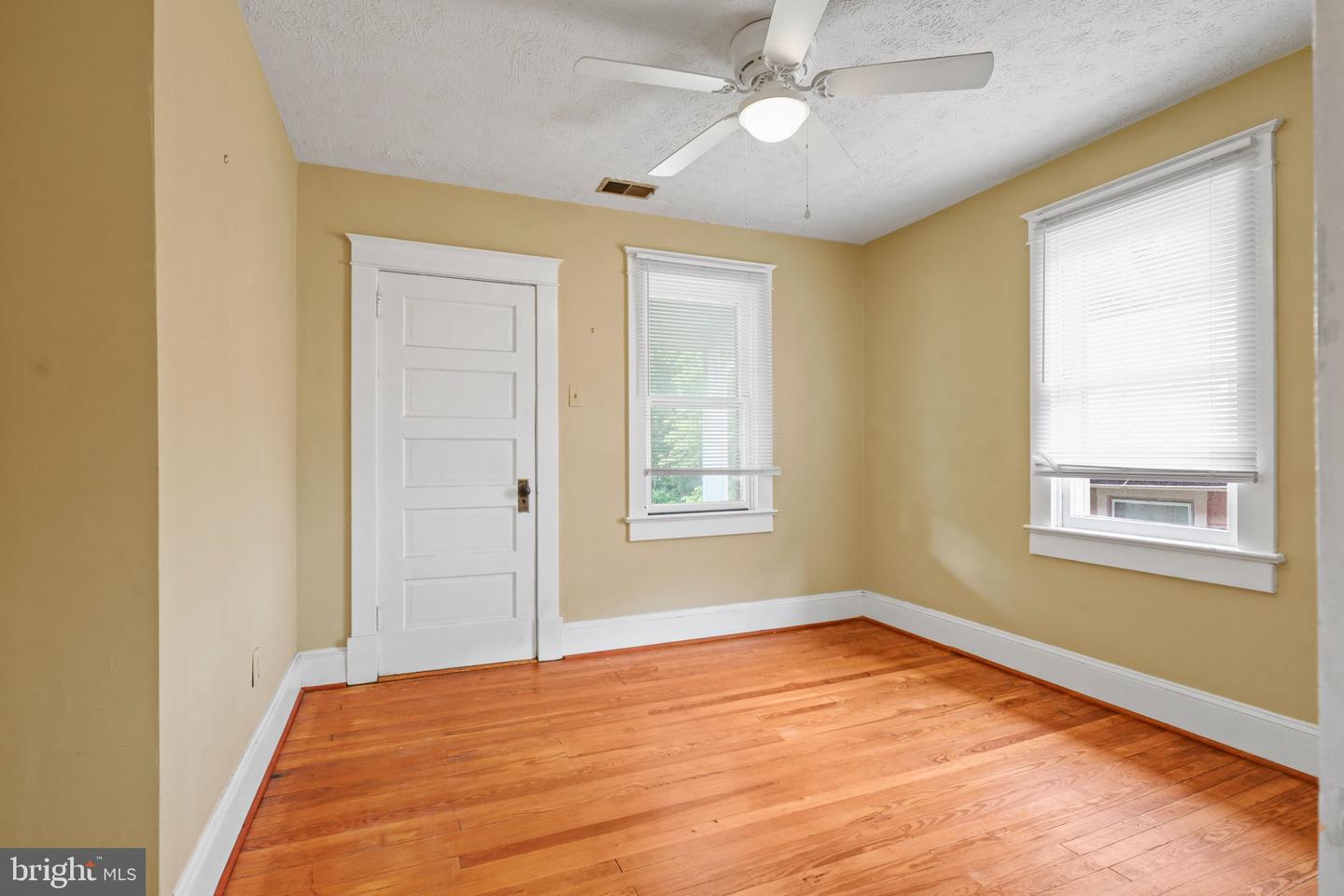 317 S Kent St Property Photo 12