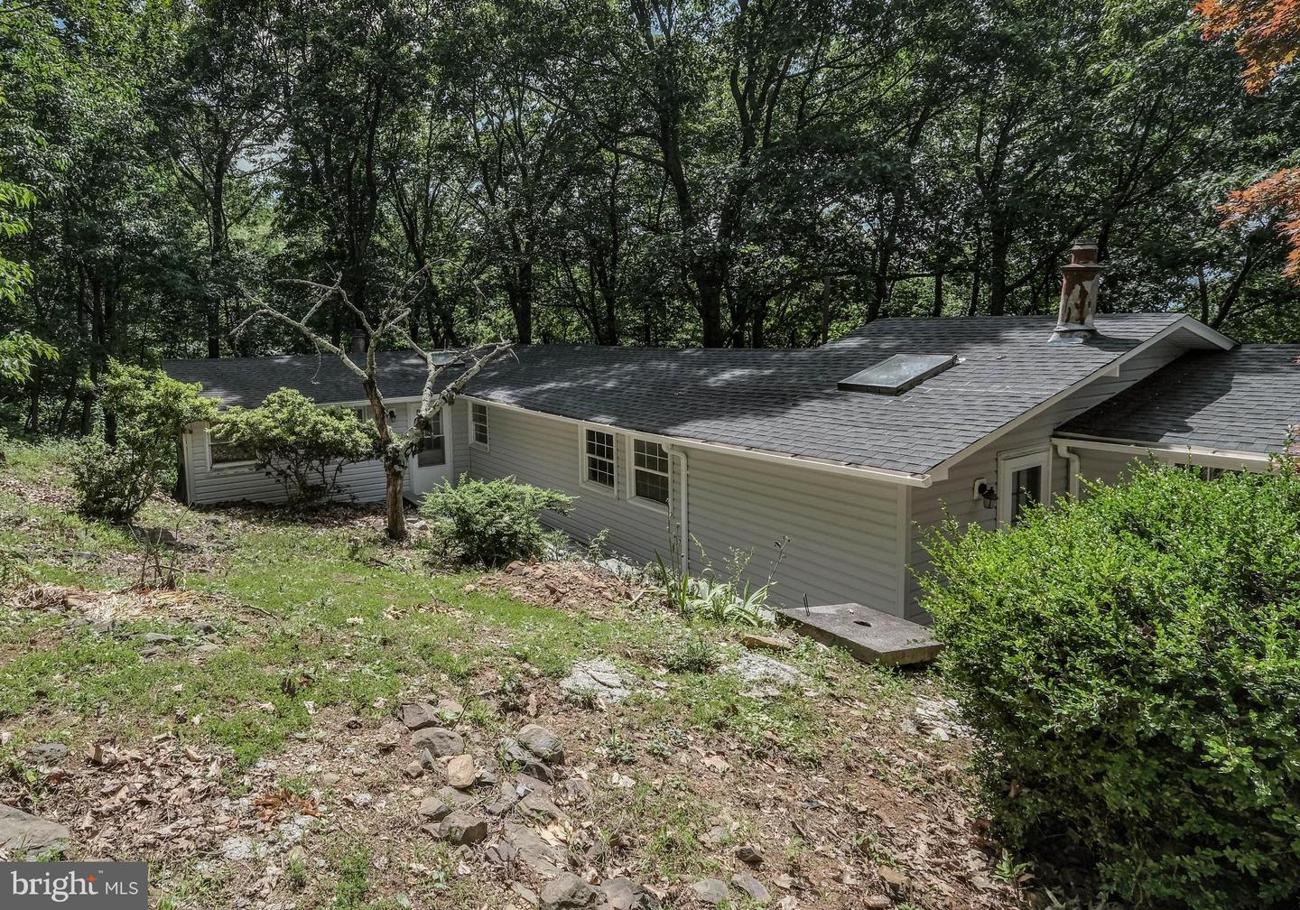 1798 Khyber Pass Road Property Photo 3
