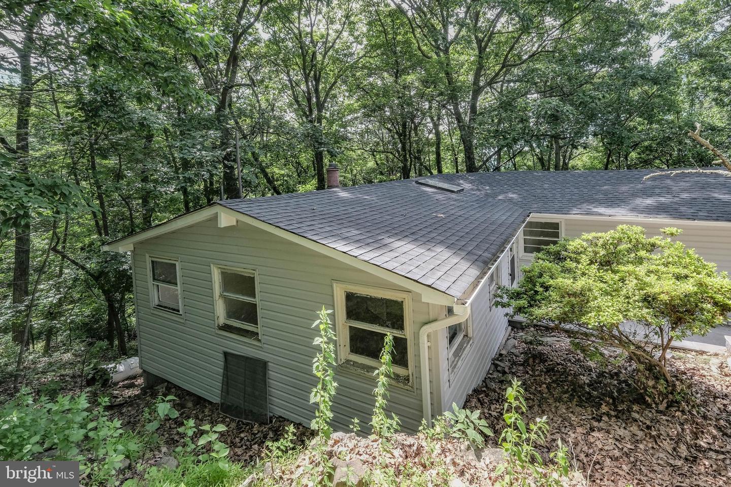 1798 Khyber Pass Road Property Photo 4