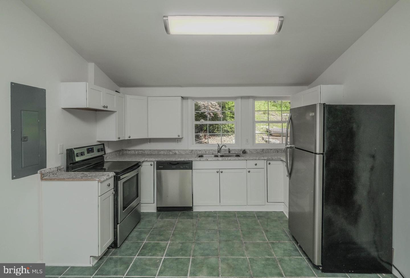 1798 Khyber Pass Road Property Photo 27