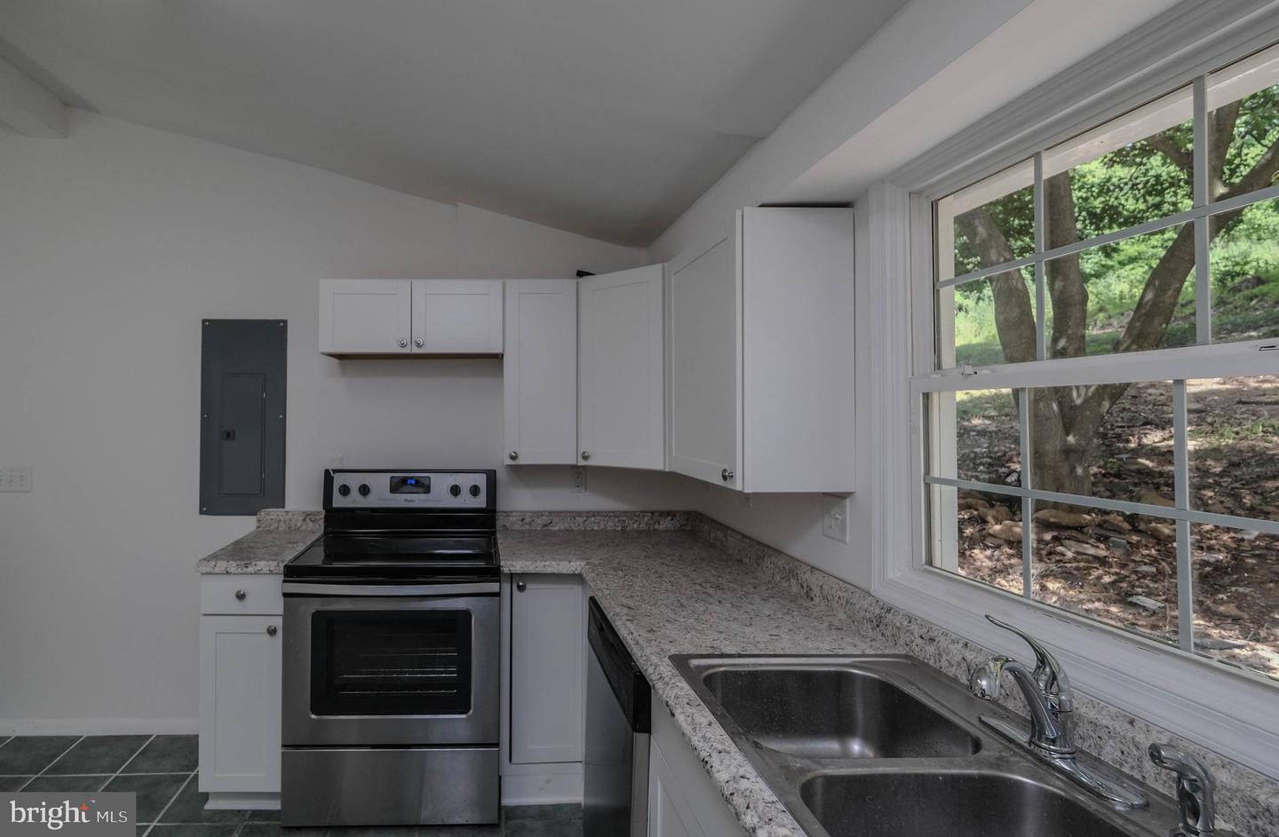 1798 Khyber Pass Road Property Photo 29