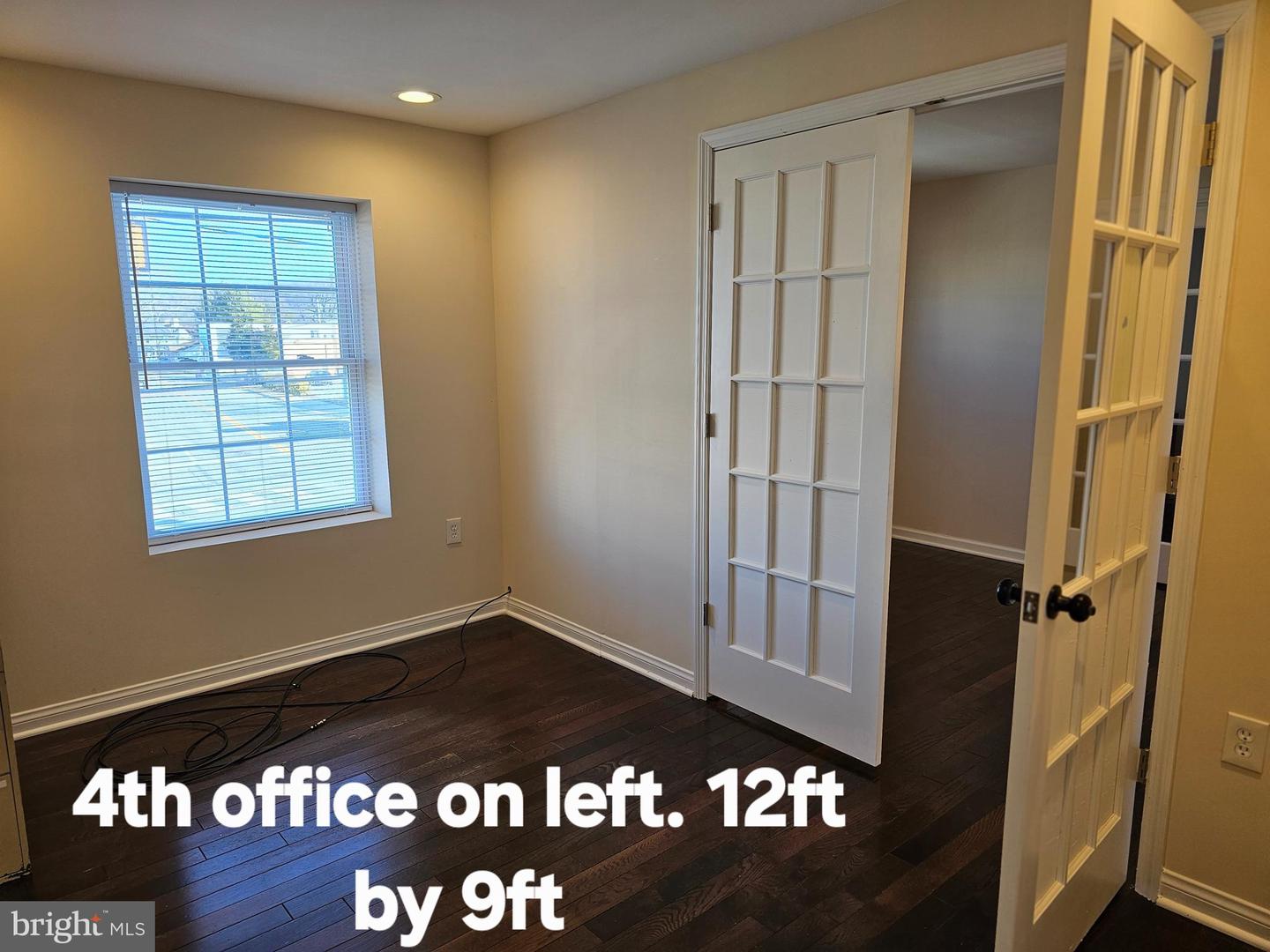 27 S Royal Ave Property Photo 13