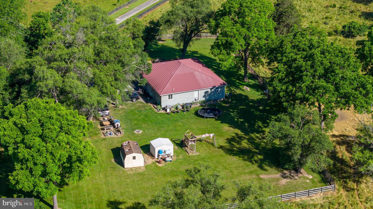 386 Ashby Station Rd Property Photo 15