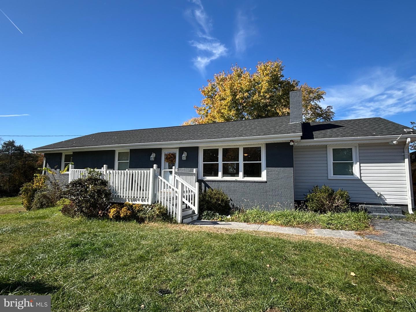 370 Poe Dr Property Photo
