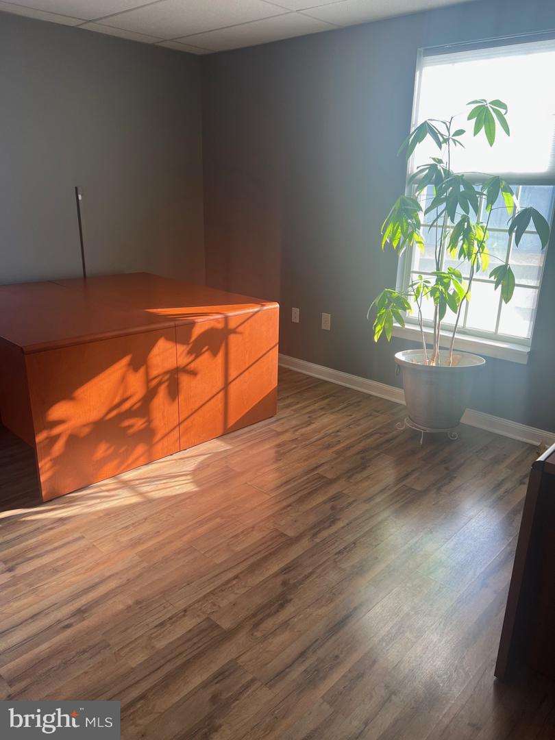824 John Marshall Hwy #suite 206 Property Photo 5
