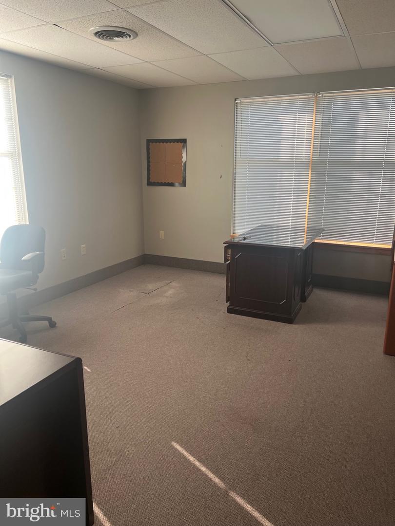 824 John Marshall Hwy #suite 206 Property Photo 7