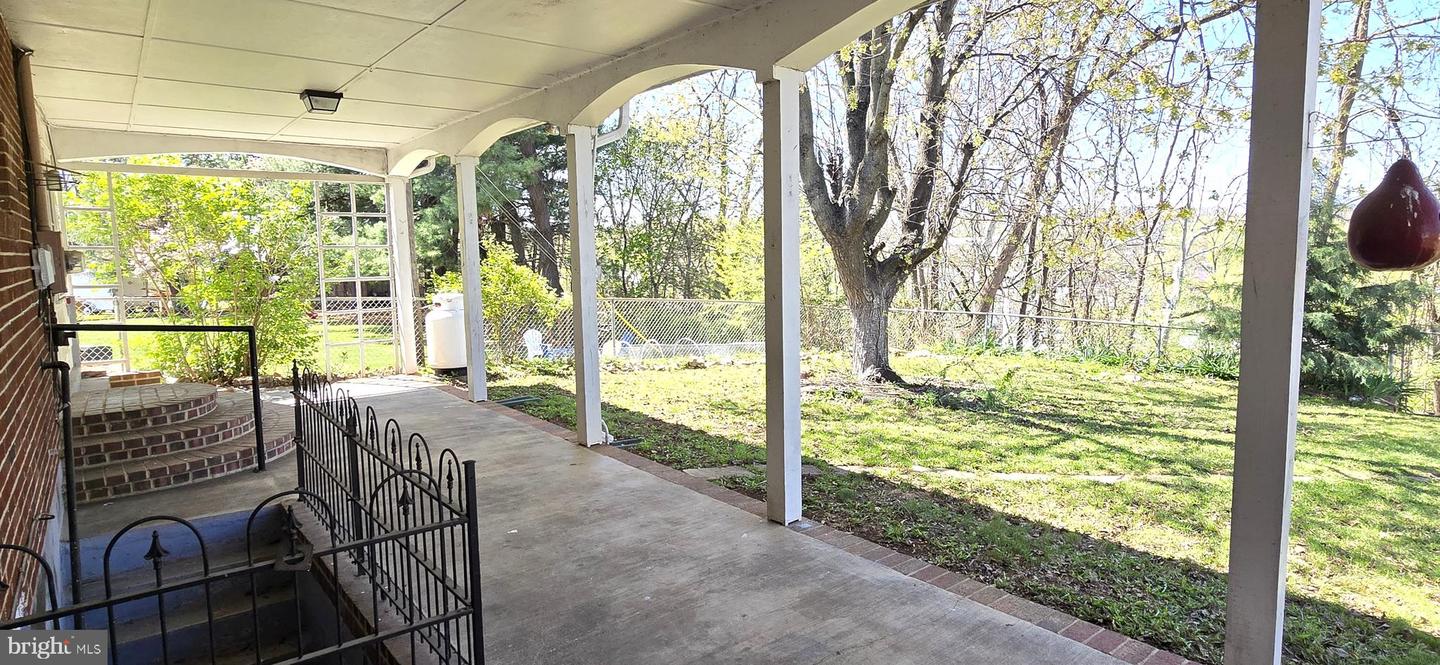 500 Hamilton Cir Property Photo 2