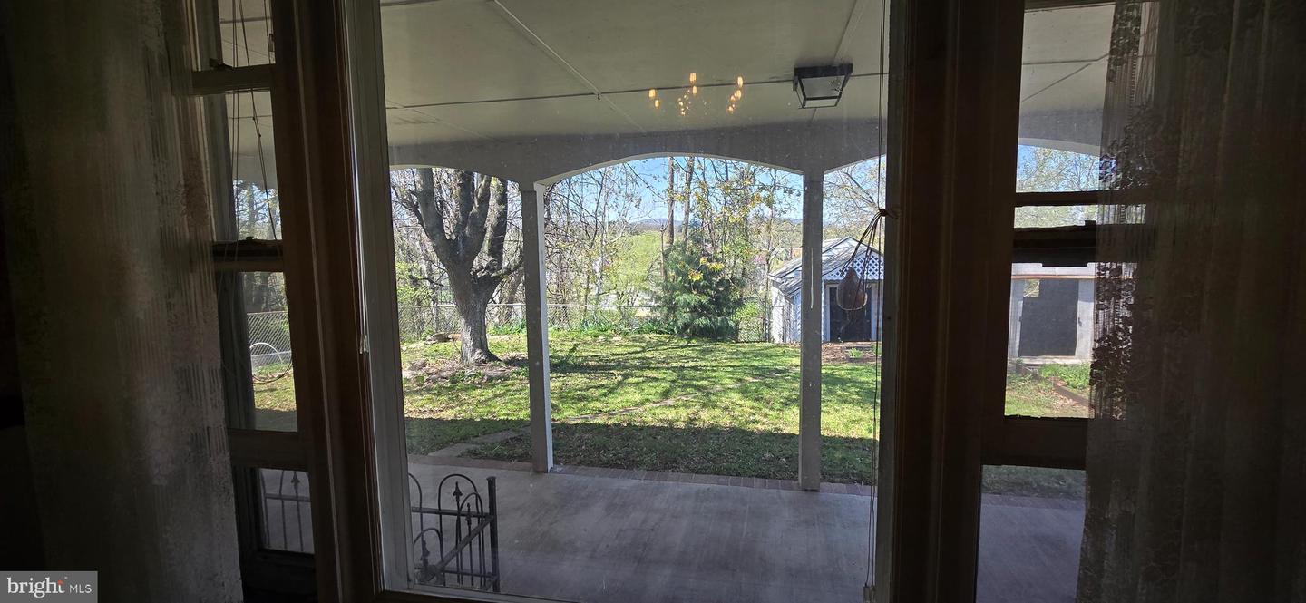 500 Hamilton Cir Property Photo 15