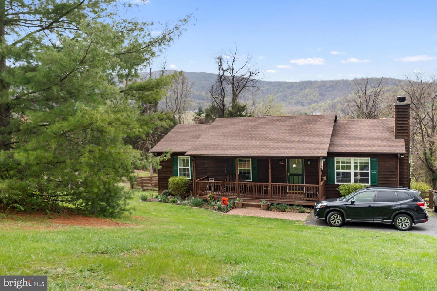 Apple Mt Lake Real Estate Listings Main Image