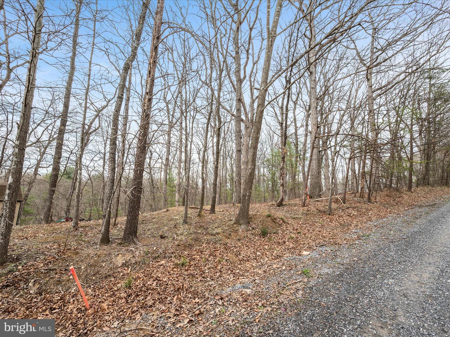 Lakeside Dr Property Photo 2