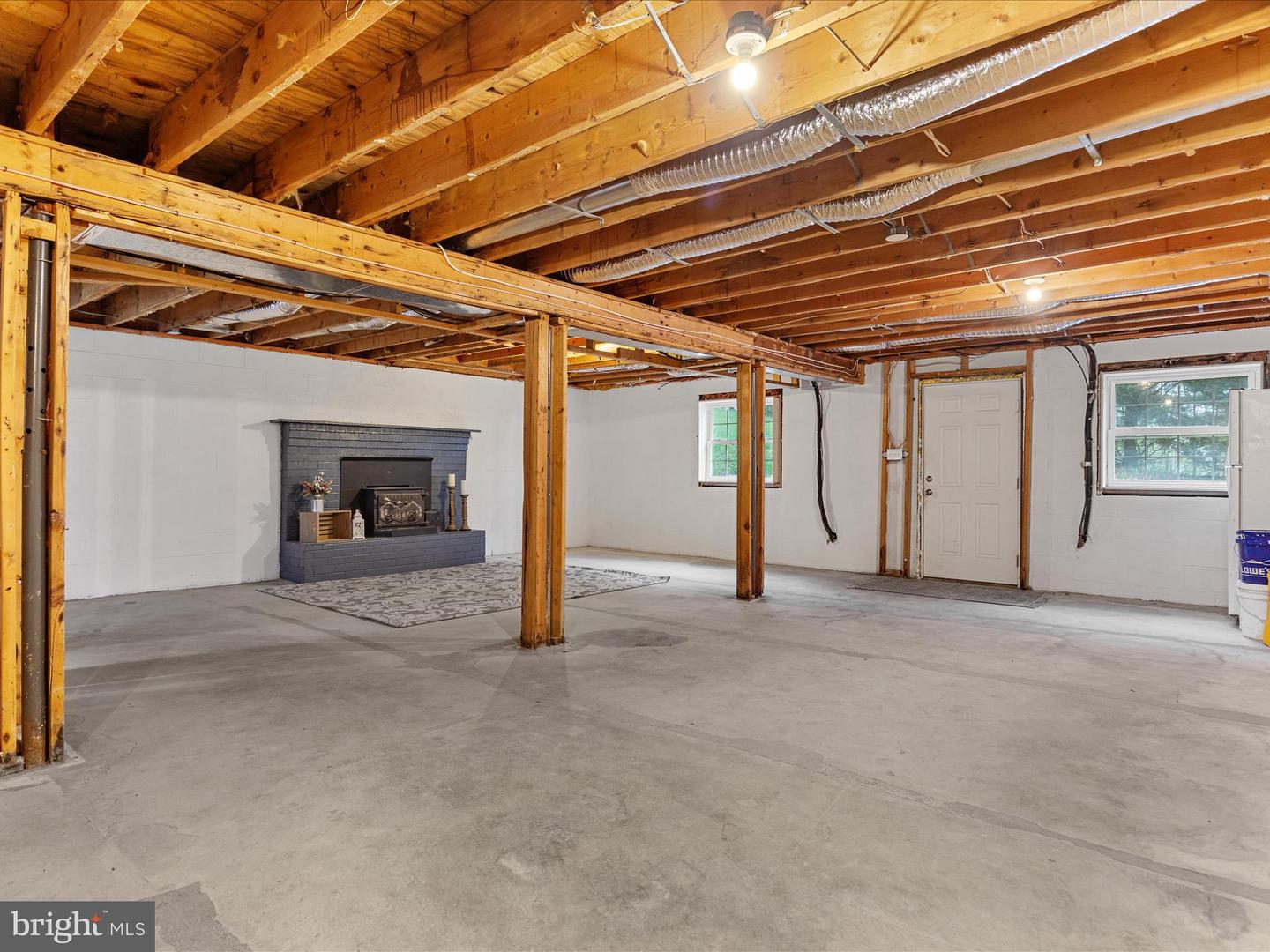 420 Luray Ave Property Photo 44