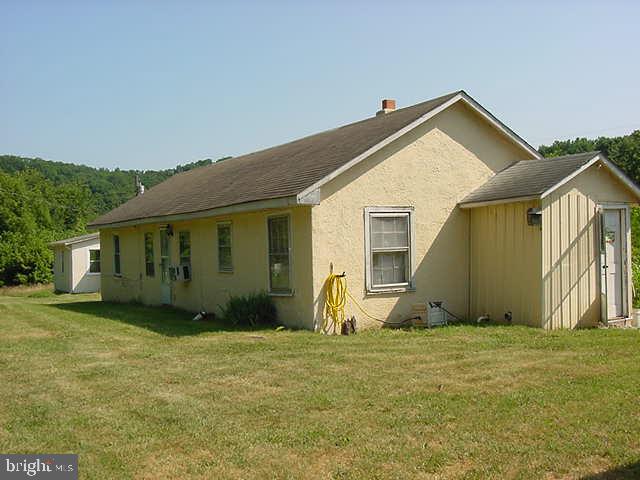 1743 & 1759 Dismal Hollow Rd Property Photo 8
