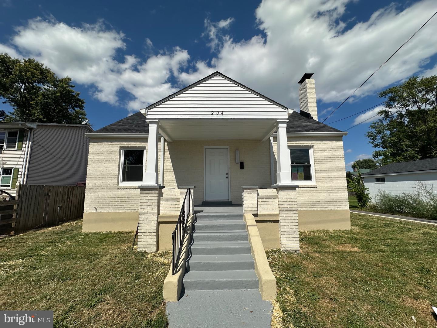 234 Short St Property Photo 1