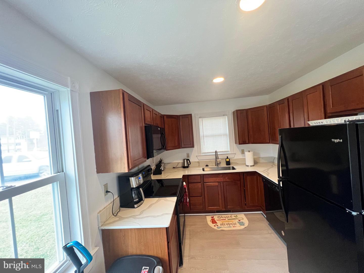 604 & 602 Radham St Property Photo 10