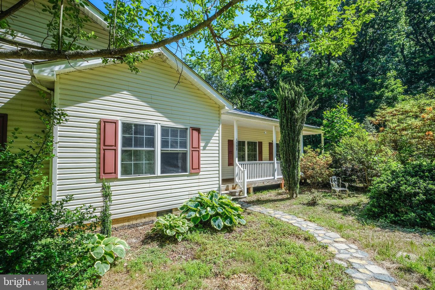 1195 Shangri La Rd Property Photo 1