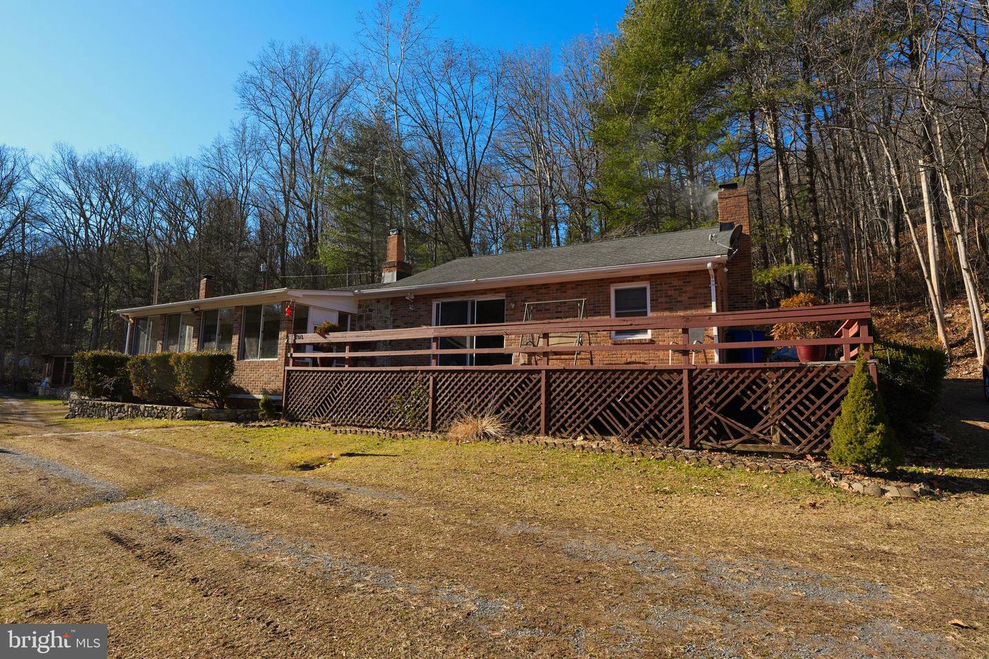 948 Dismal Hollow Rd Property Photo 1