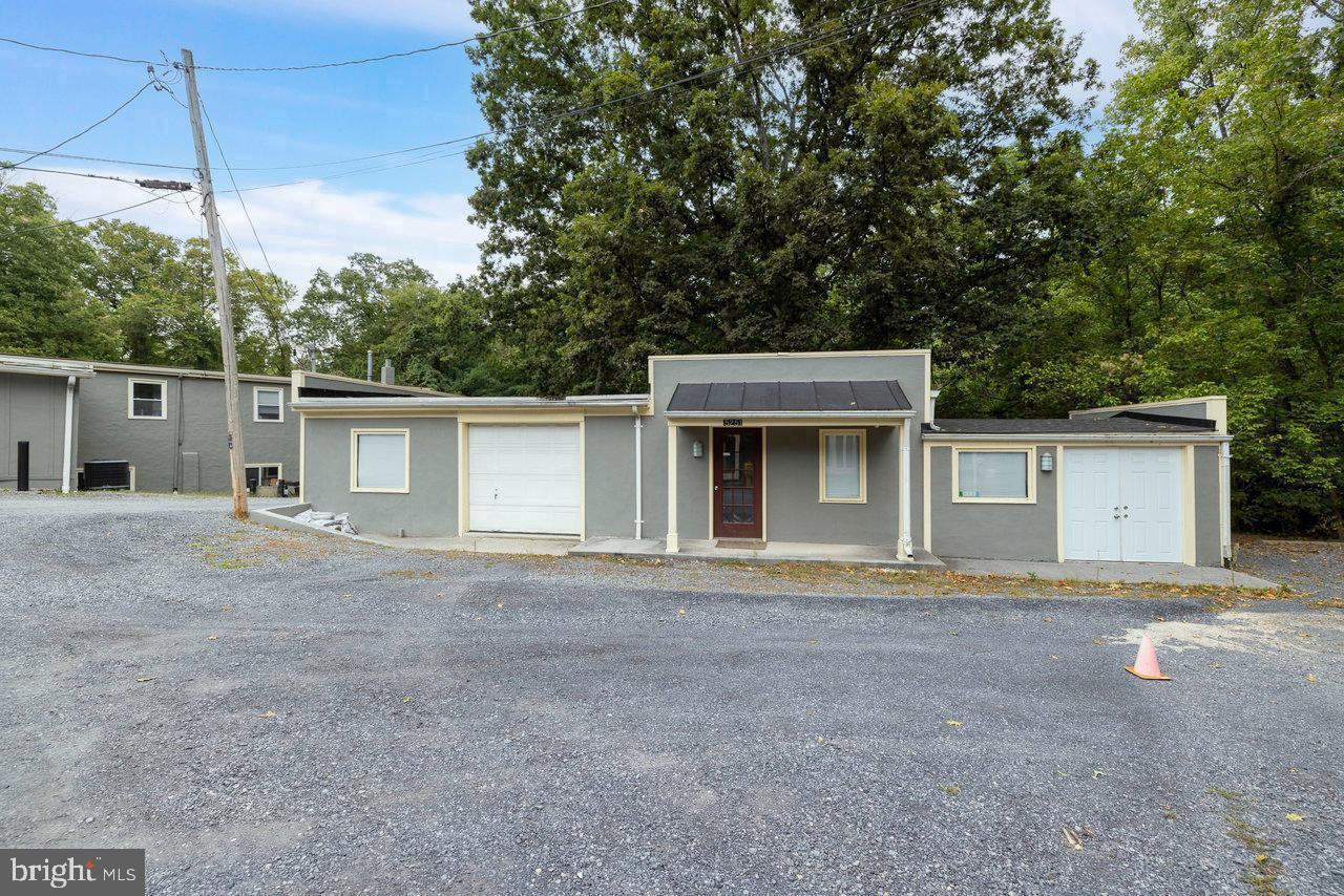 VAWR2013720 Property Photo 2
