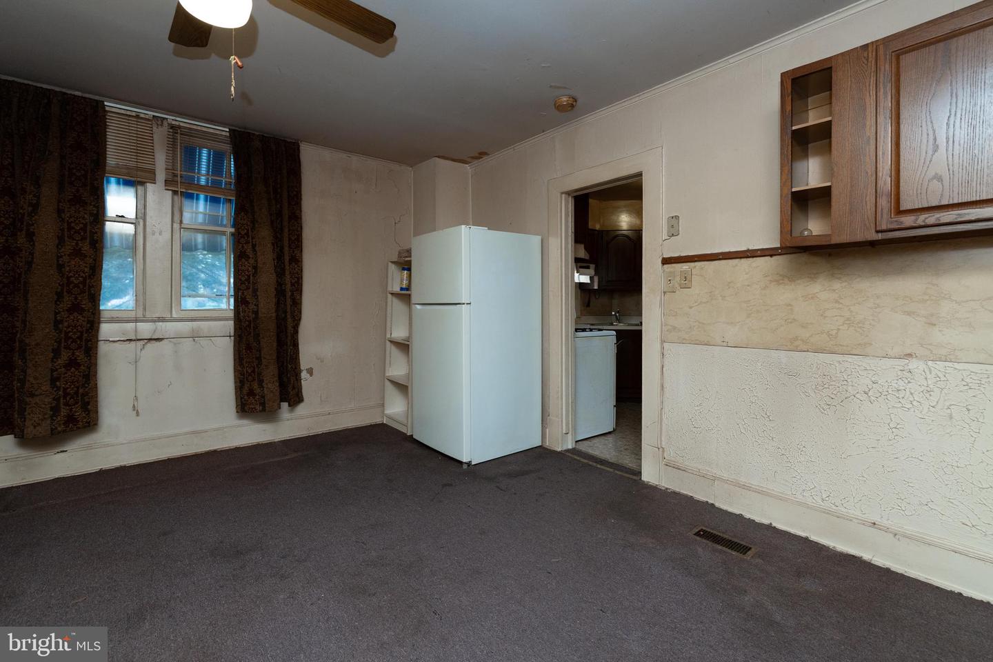 311 Grand Ave Property Photo 16