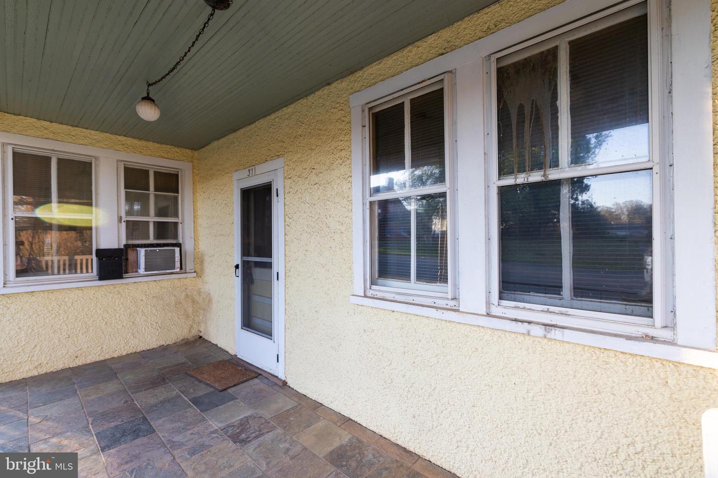 311 Grand Ave Property Photo 25