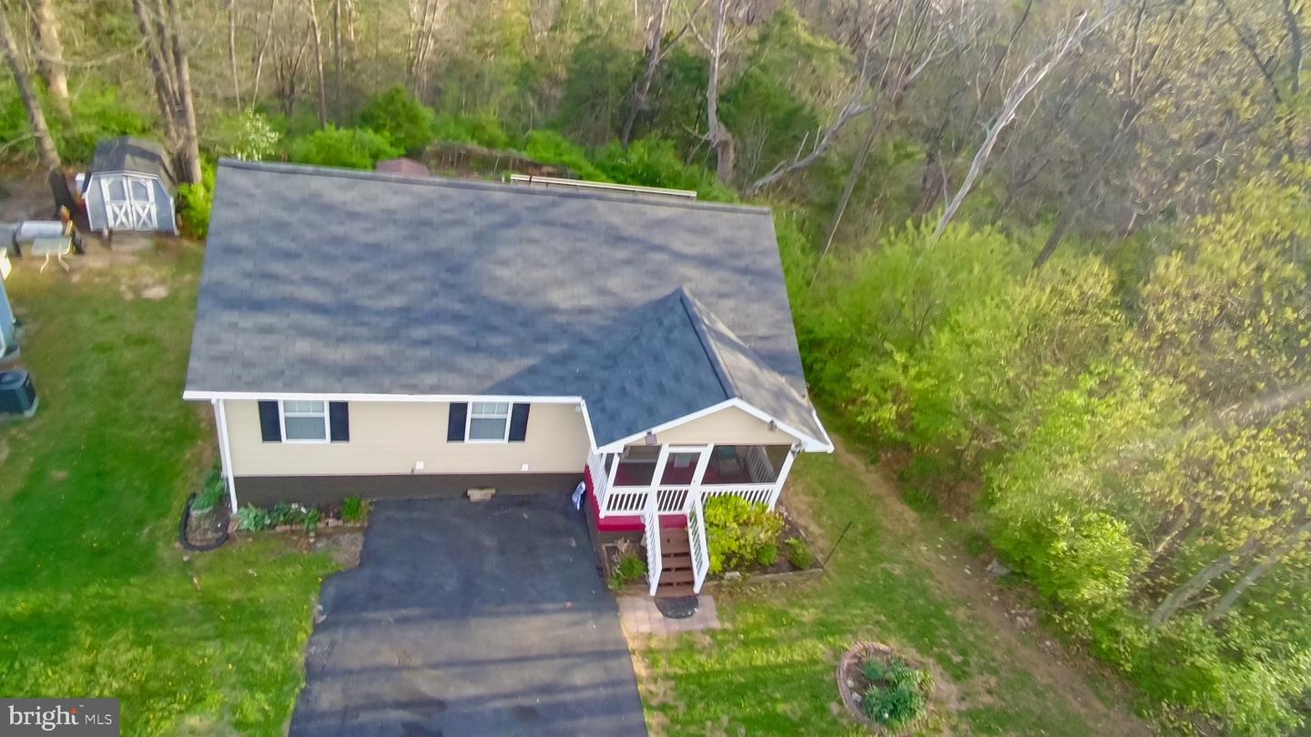 13 Crestview Dr Property Photo 4