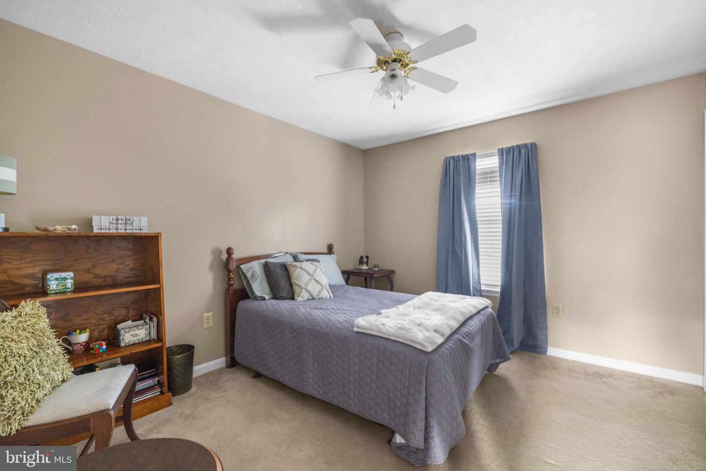 1076 Stuart Dr Property Photo 14