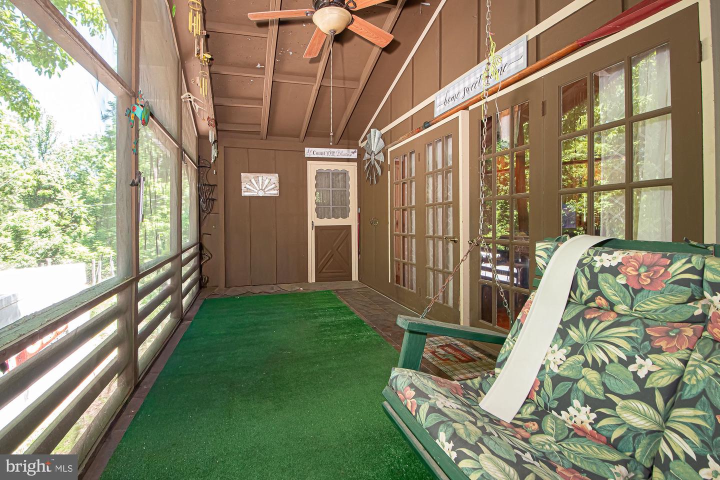 94 Dogwood Blossom Ln Property Photo 13