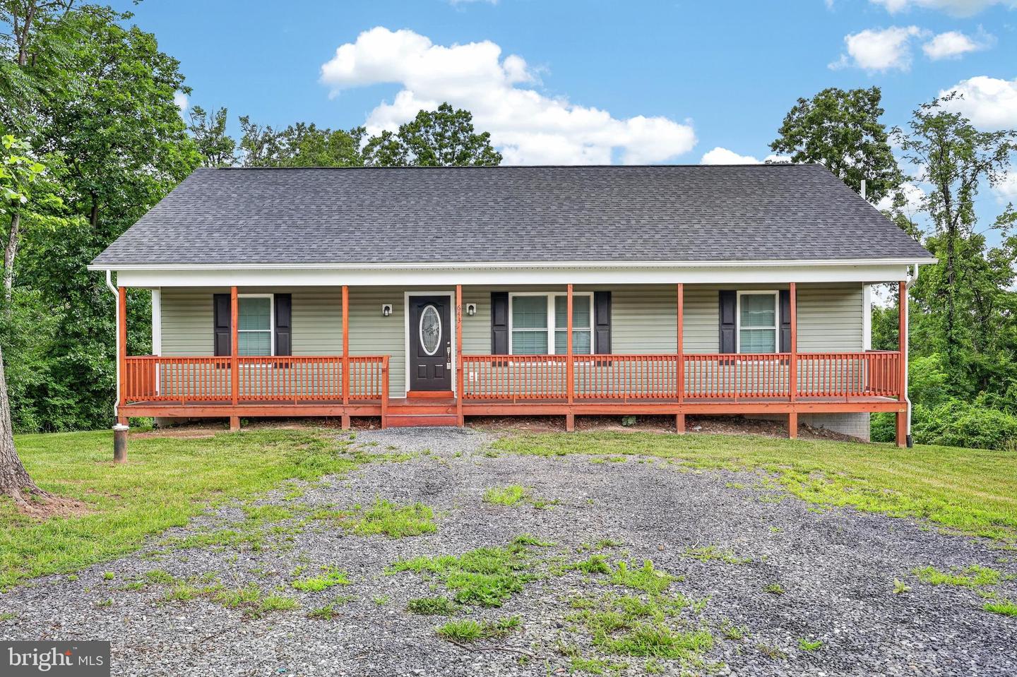 643 PINE RIDGE DR Property Photo 1